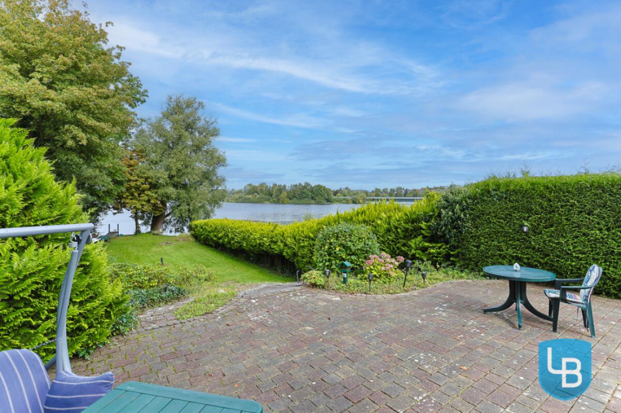 Seeblick von dieser Terrasse...