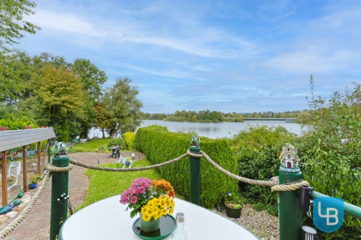 ... oder von der erhöhten Terrasse