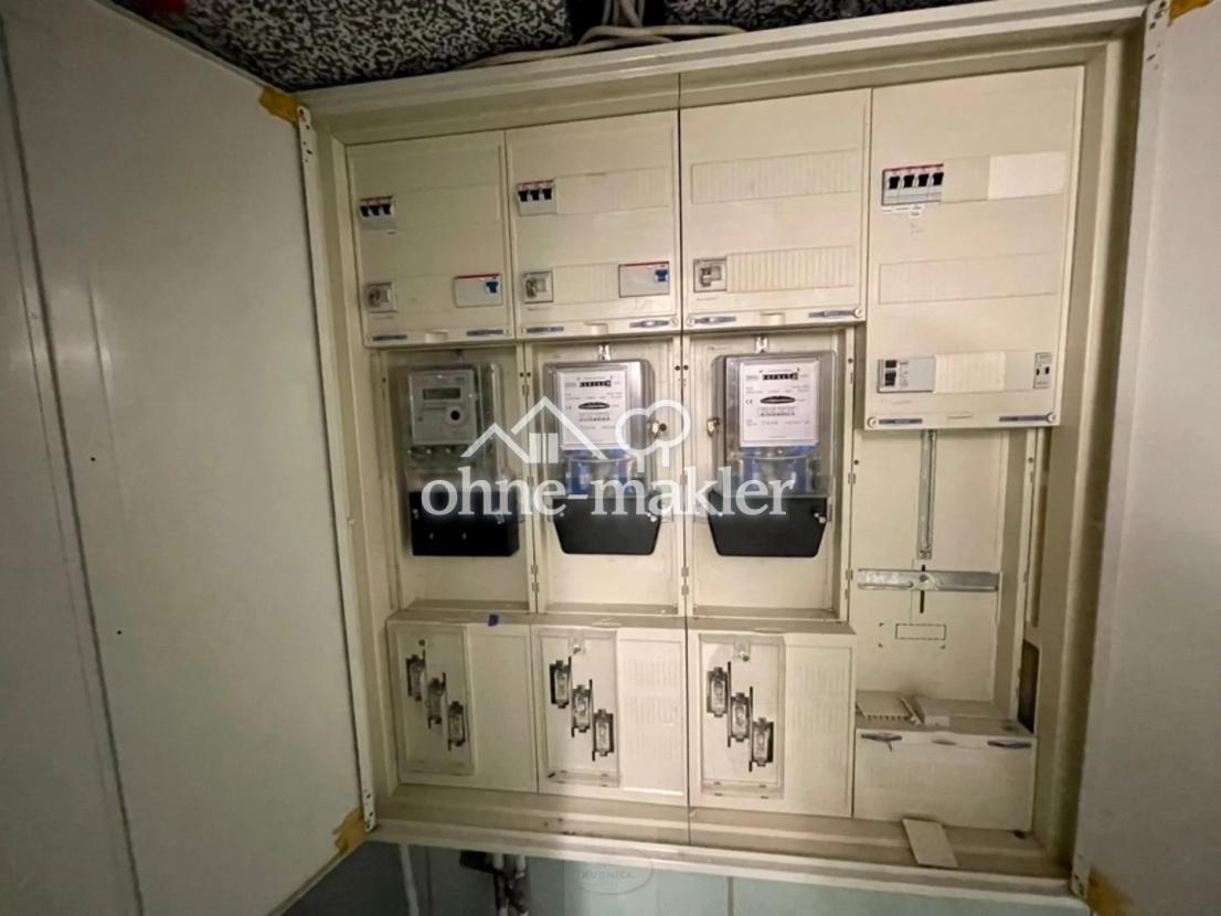 Schaltkasten Strom im Keller