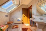Badezimmer Ansicht 01