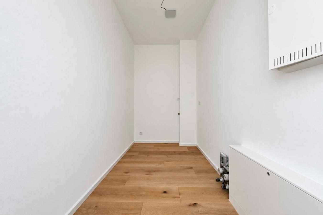 Abstellraum - weiterer Blick