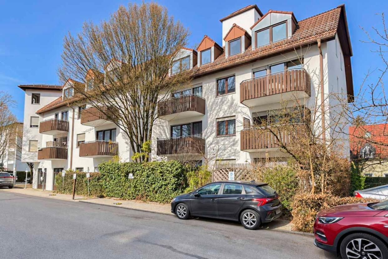 Anlage Straßenseite