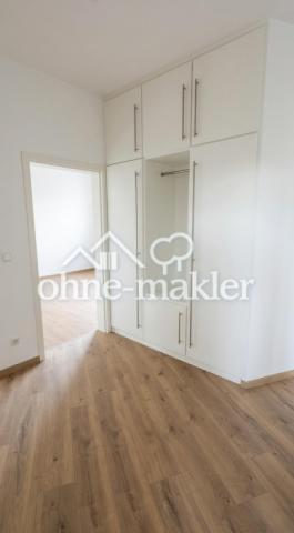 Diele mit Schrank