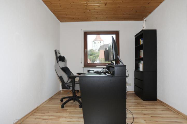 Kinderzimmer / Büro