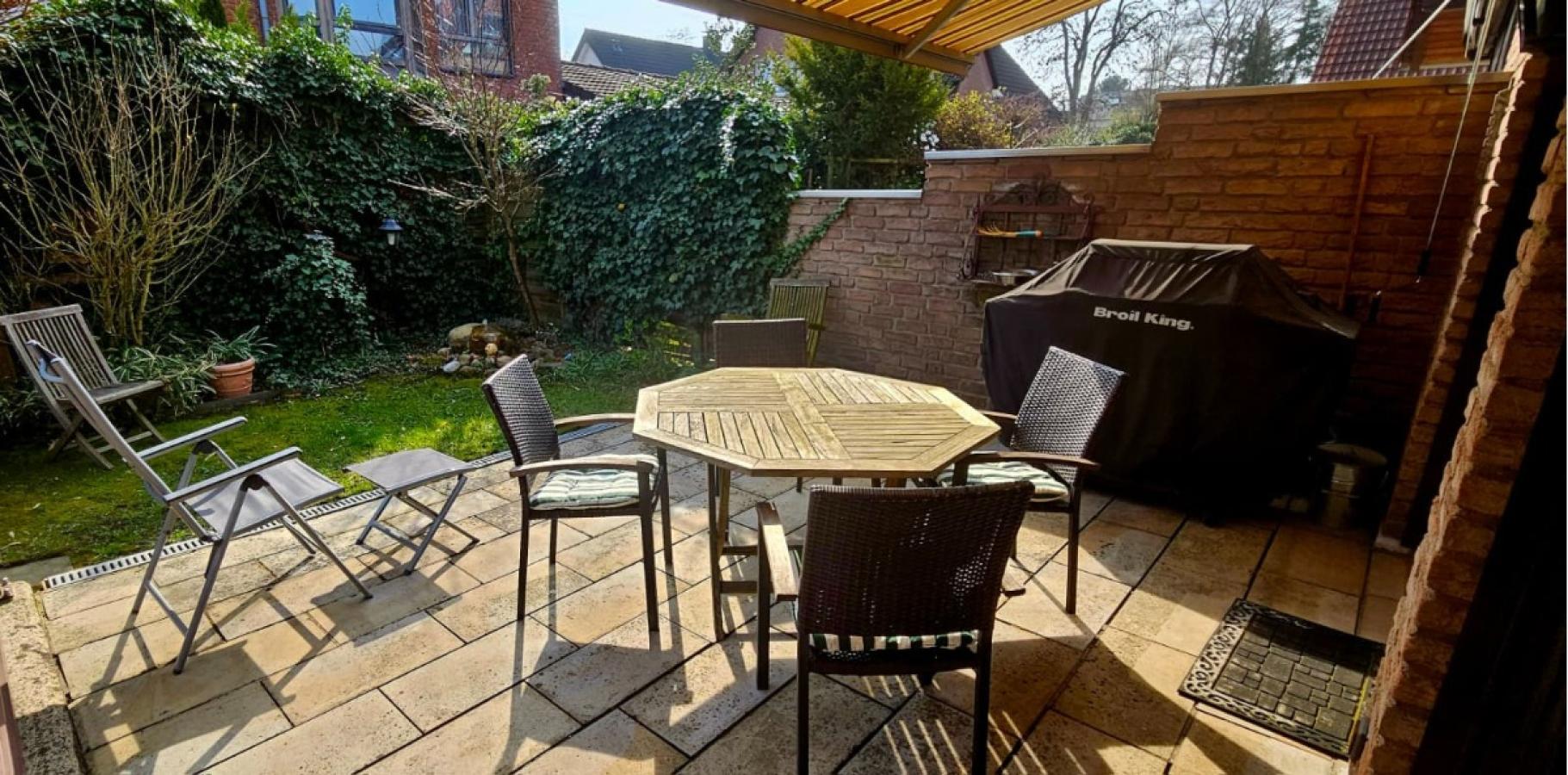 Terasse mit Garten