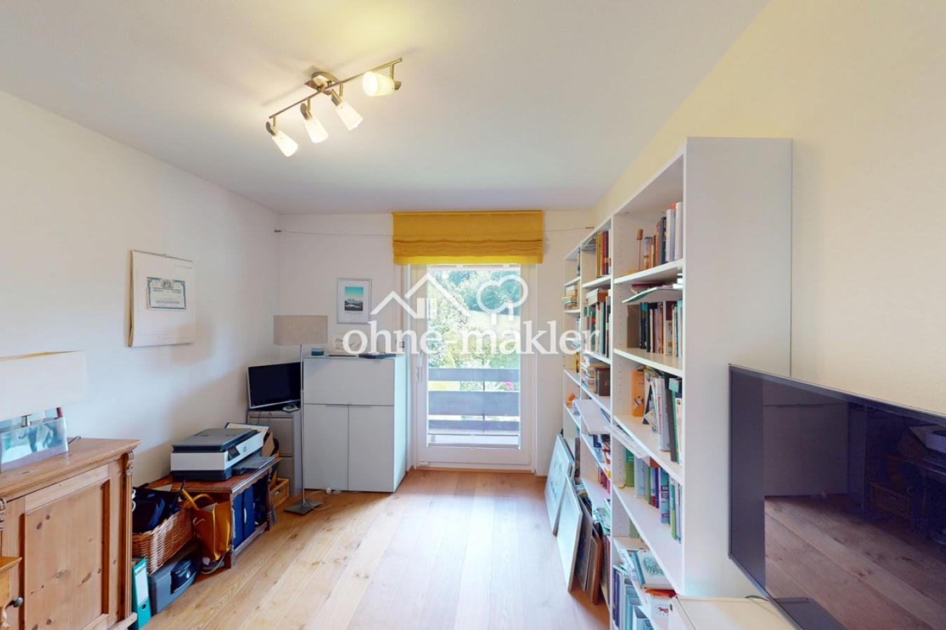 Schlafzimmer/Büro im OG