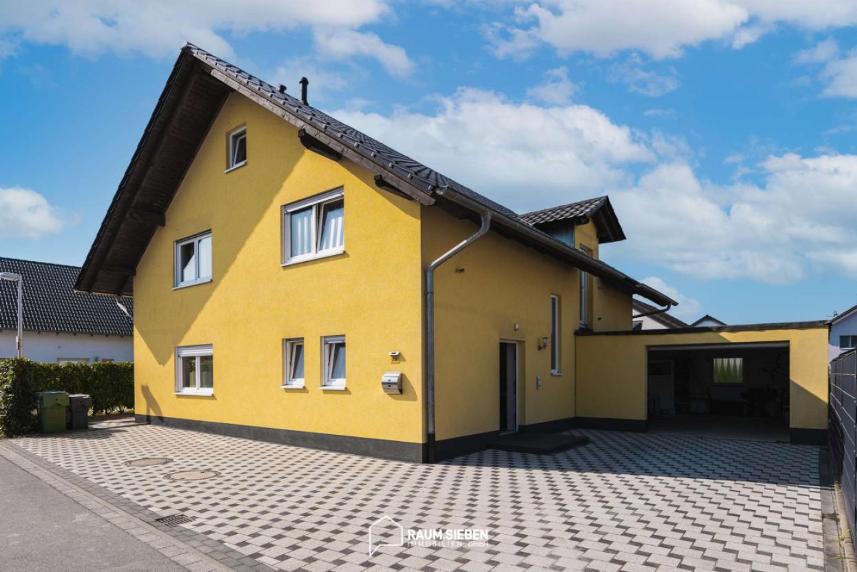 Hausansicht Straßenseite