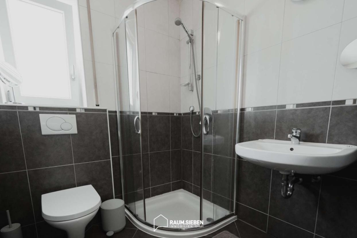 Badezimmer EG