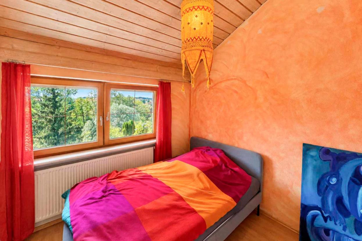 Schlafzimmer 2