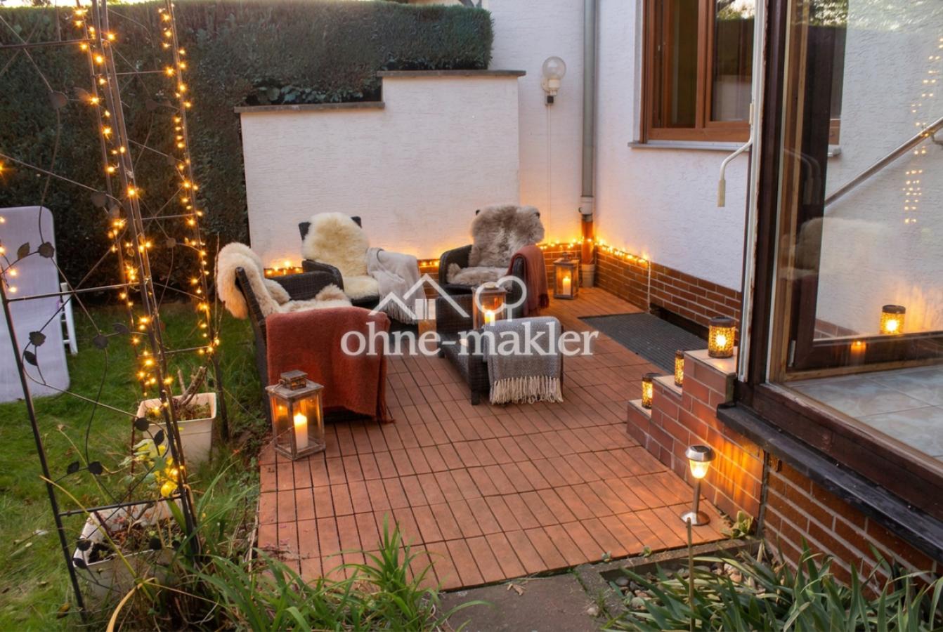 Terrasse KI-möbliert