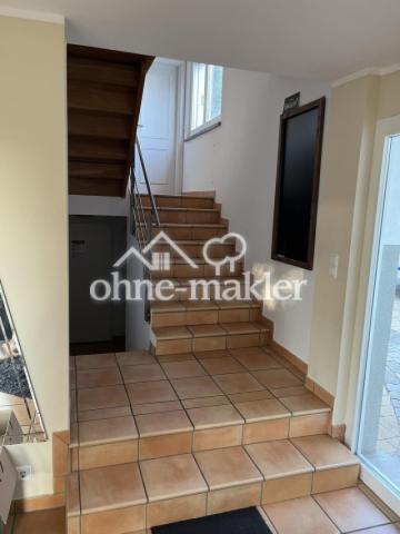 Treppe vom Flur zum EG