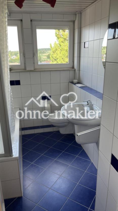 Badezimmer 1 im OG