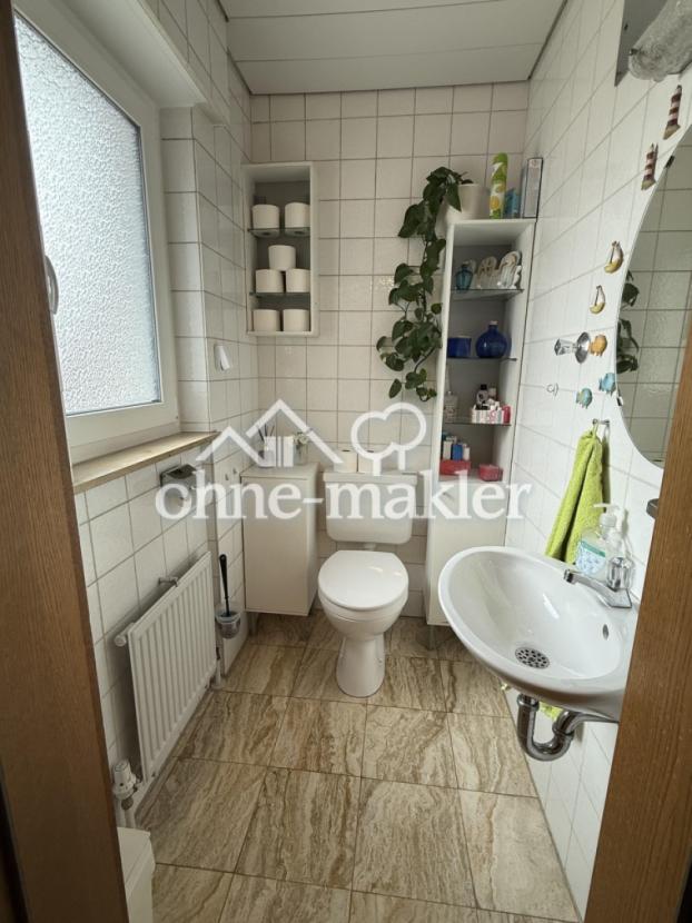 Tageslicht-WC 1.OG links