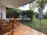 Überdachte Terrasse EG links