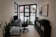 Büro/Freier Raum KI