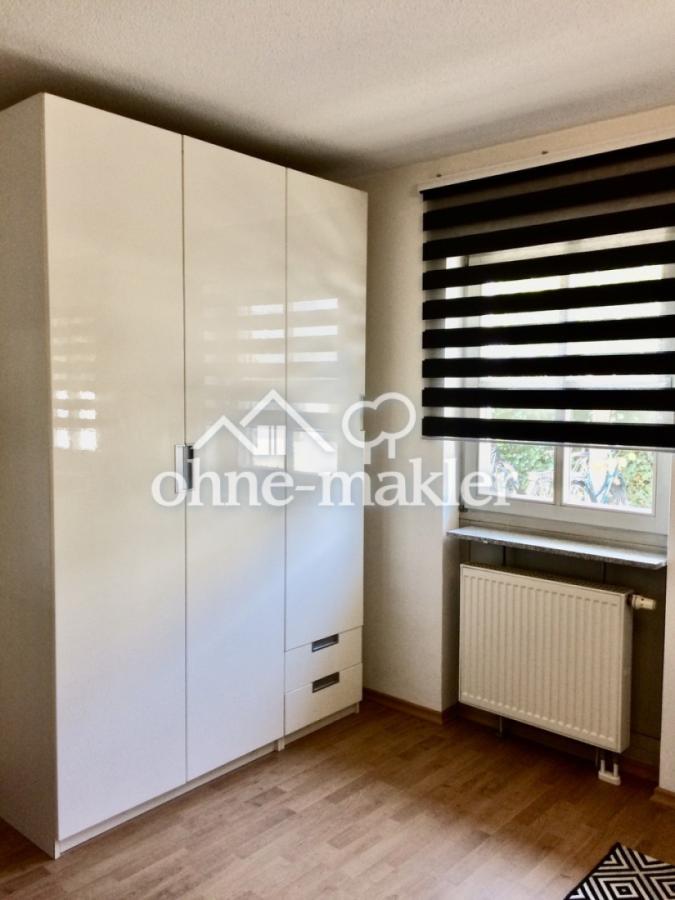 Großer Kleiderschrank