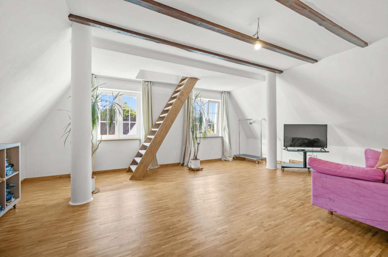 Schlafzimmer 1