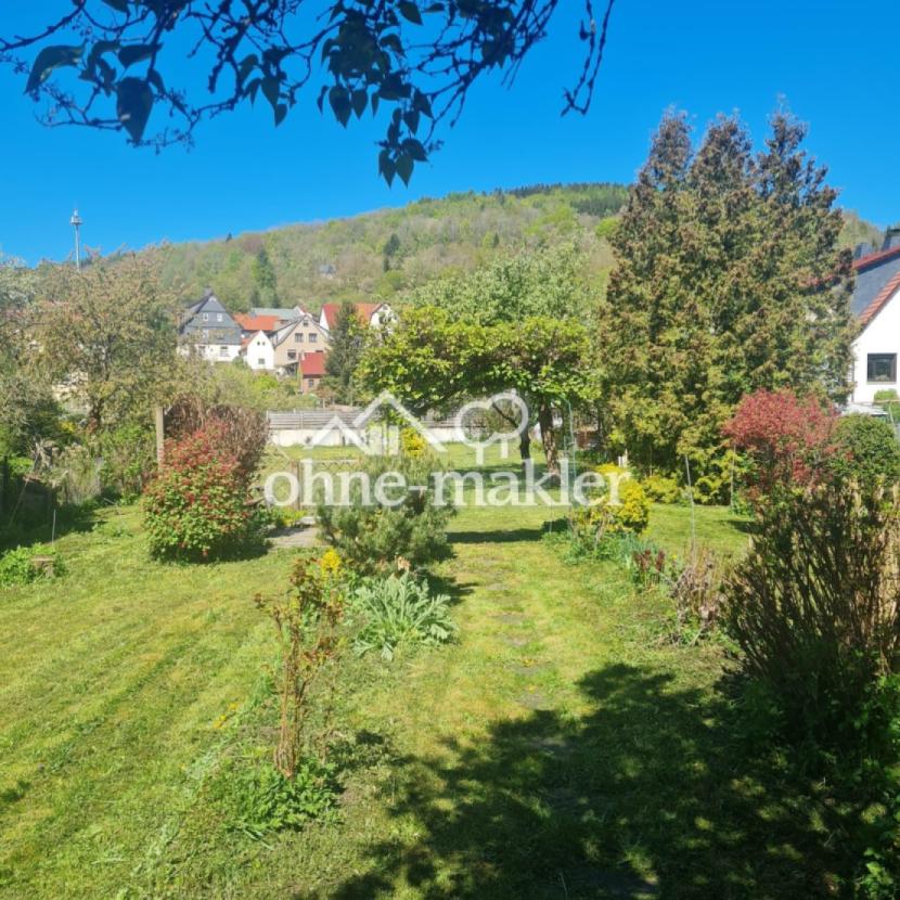 Garten, Blick auf den Arzberg