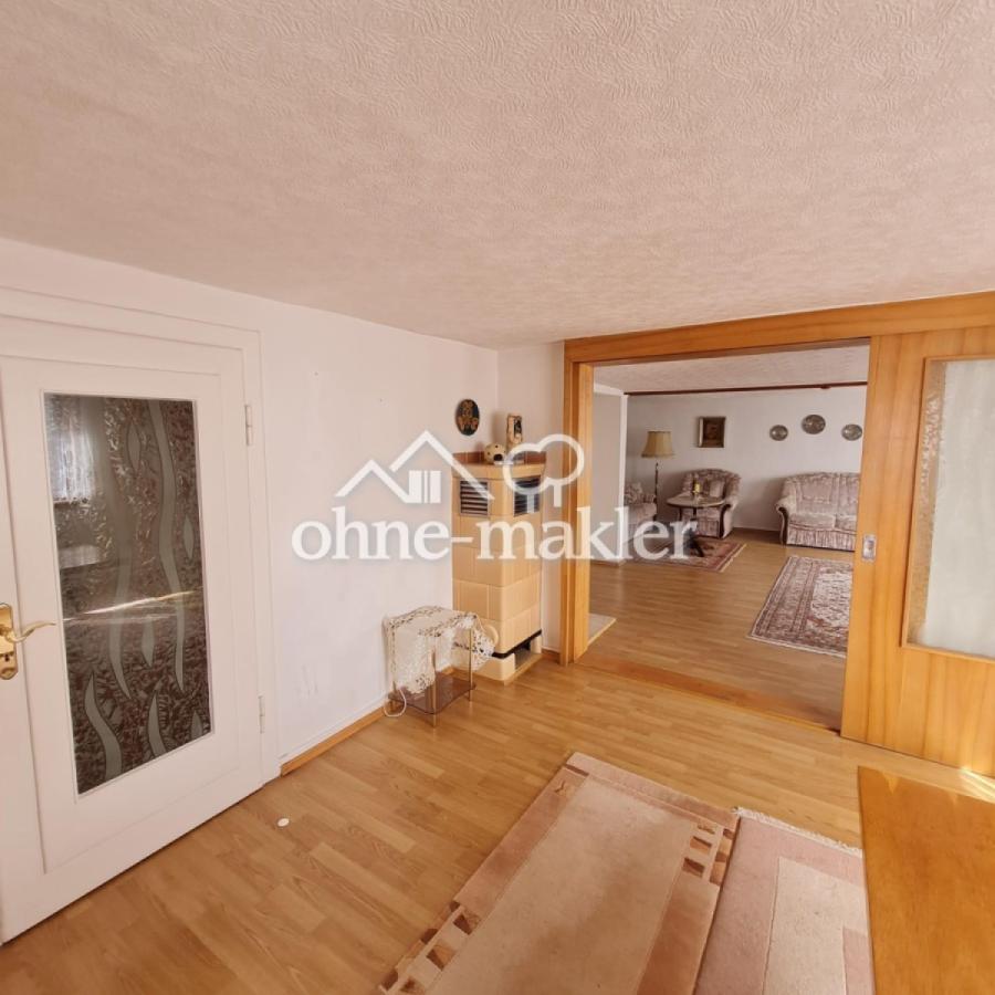 OG: Blick durch beide Stuben