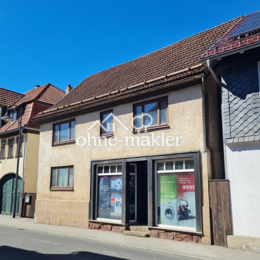 Laden mit Schaufensterfront