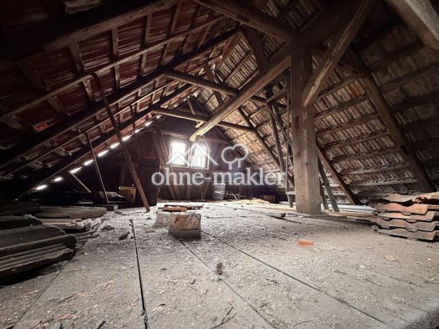 Dachgeschoss über Wohnhaus