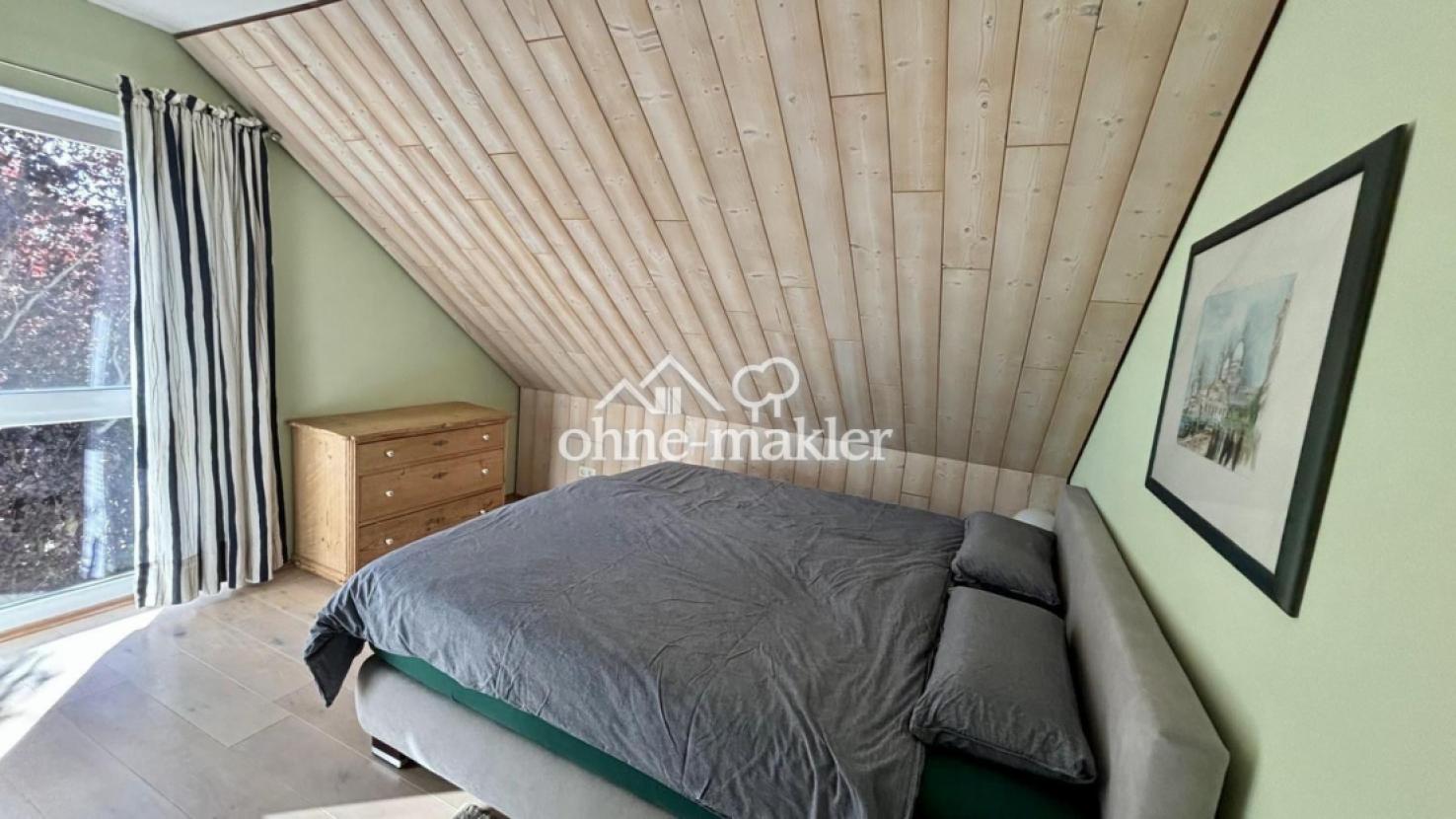 Schlafzimmer 1, Ostseite