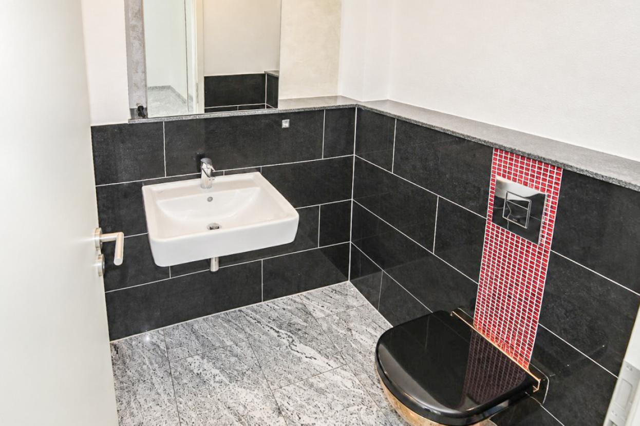 G-WC 1