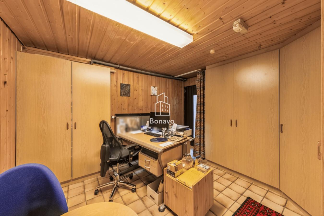 Arbeitszimmer UG