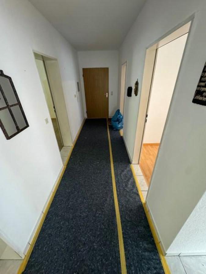19 Flur in Renovierung