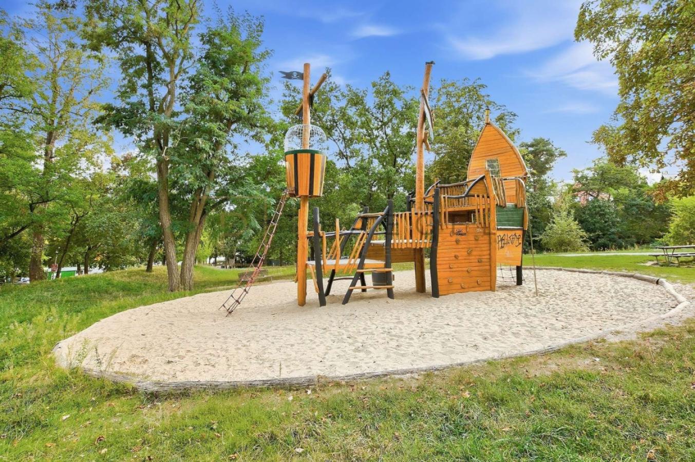 Piratenspielplatz KI-gestütze visualisiert