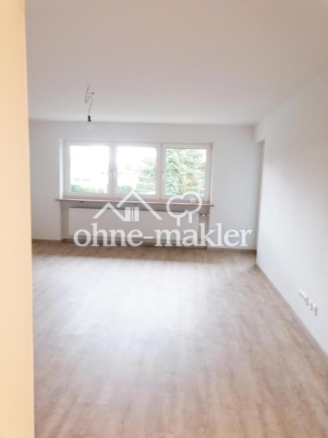 1. OG Zimmer 3 - Wohnzimmer