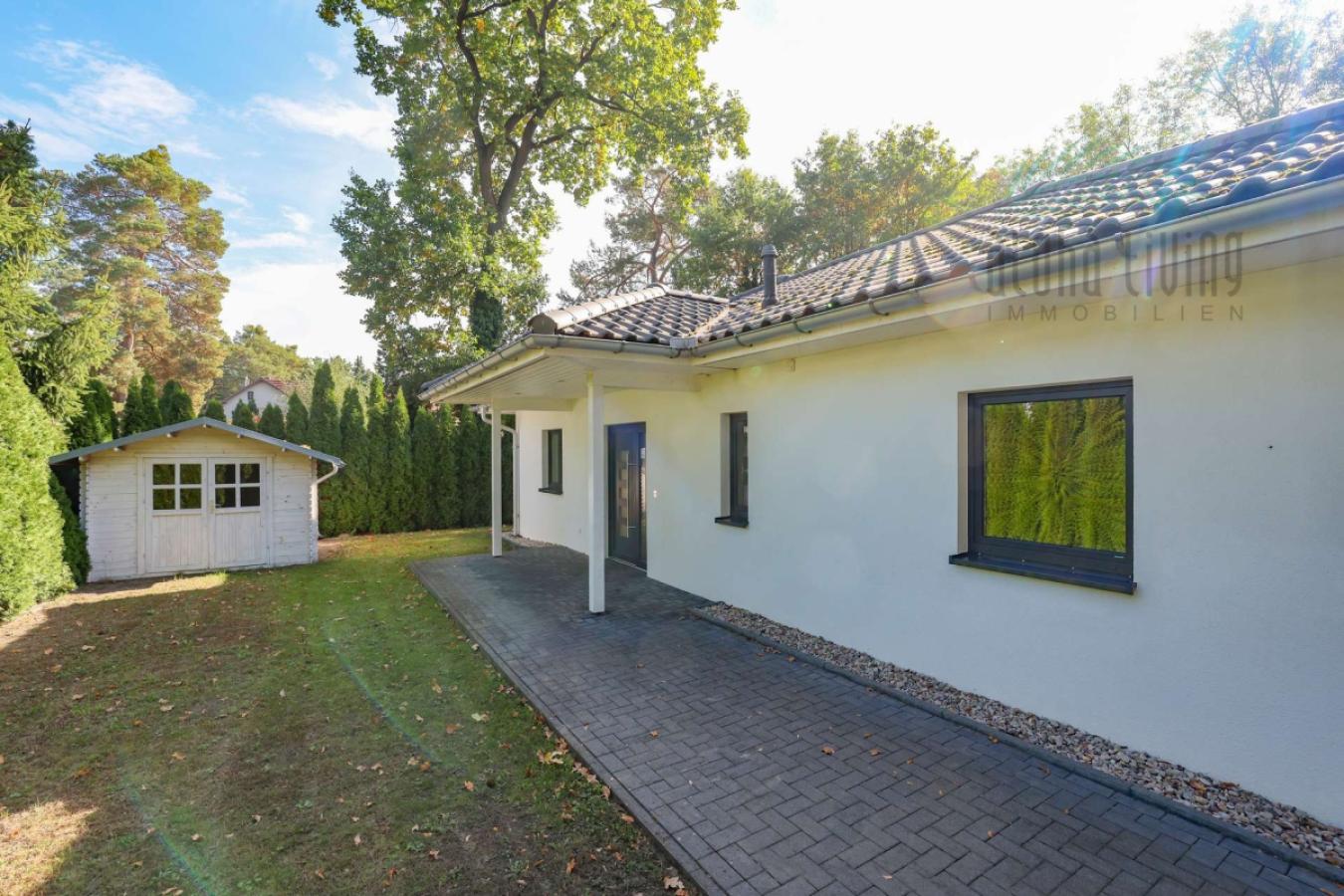 Eingangsbereich/ Gartenhaus