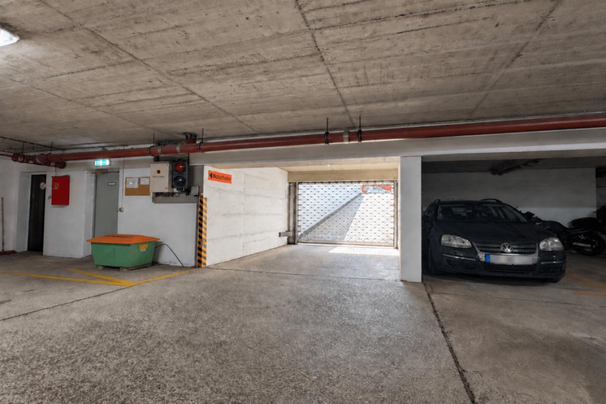 Tiefgaragenausfahrt