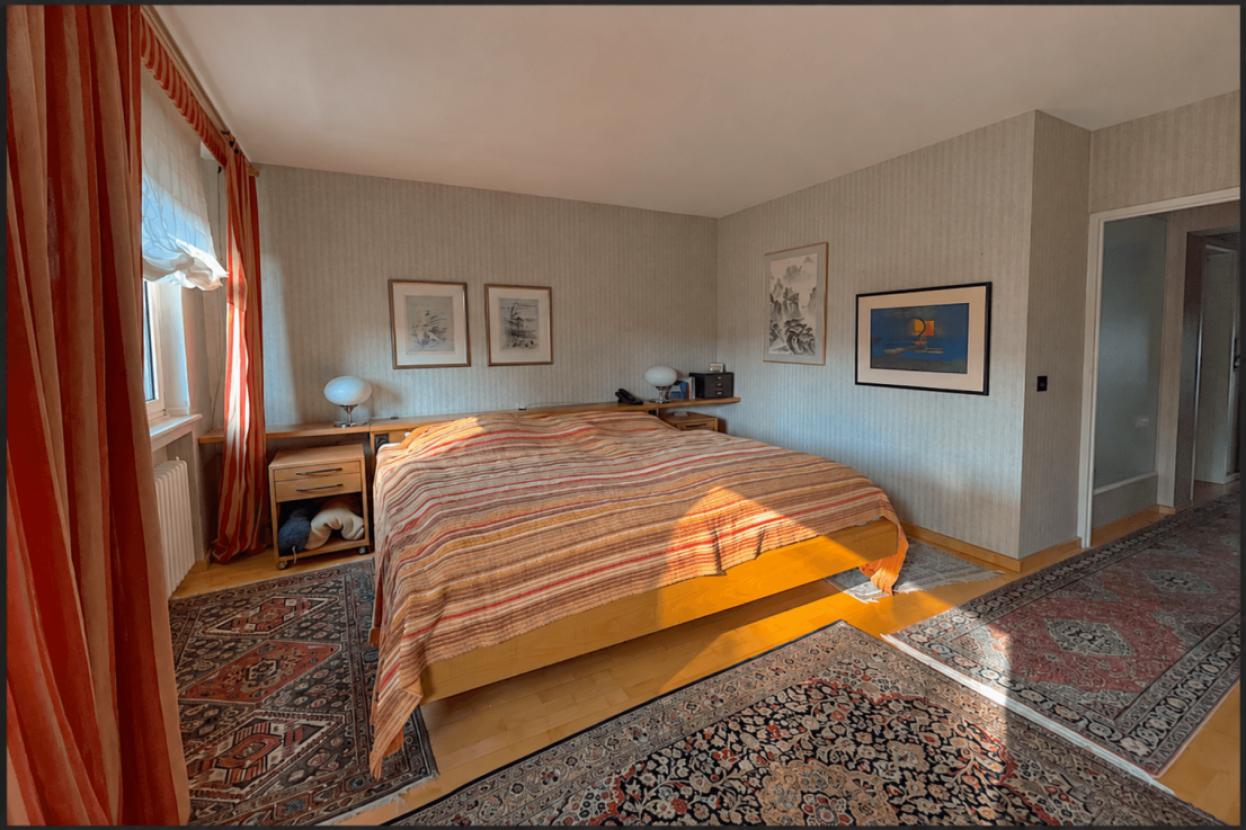 Schlafzimmer 1