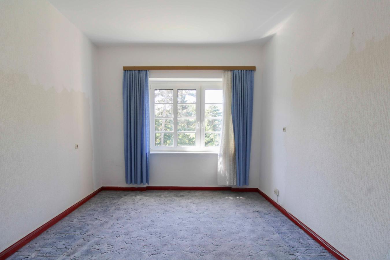 Zimmer 3 mit Fenster