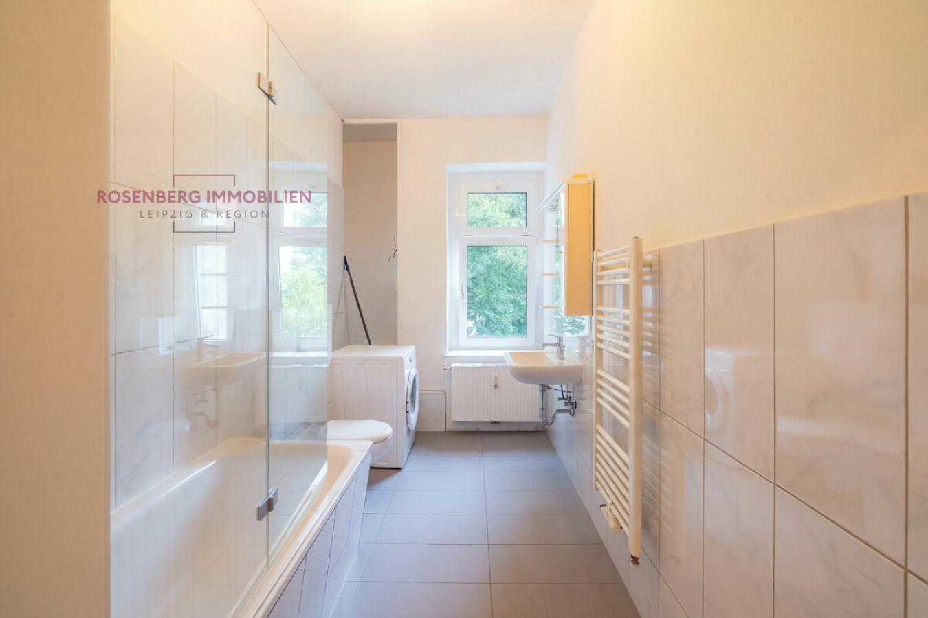 Immobilie in Leipzig zu verkaufen_Rosenberg Immobilien_2-Raum_Badezimmer