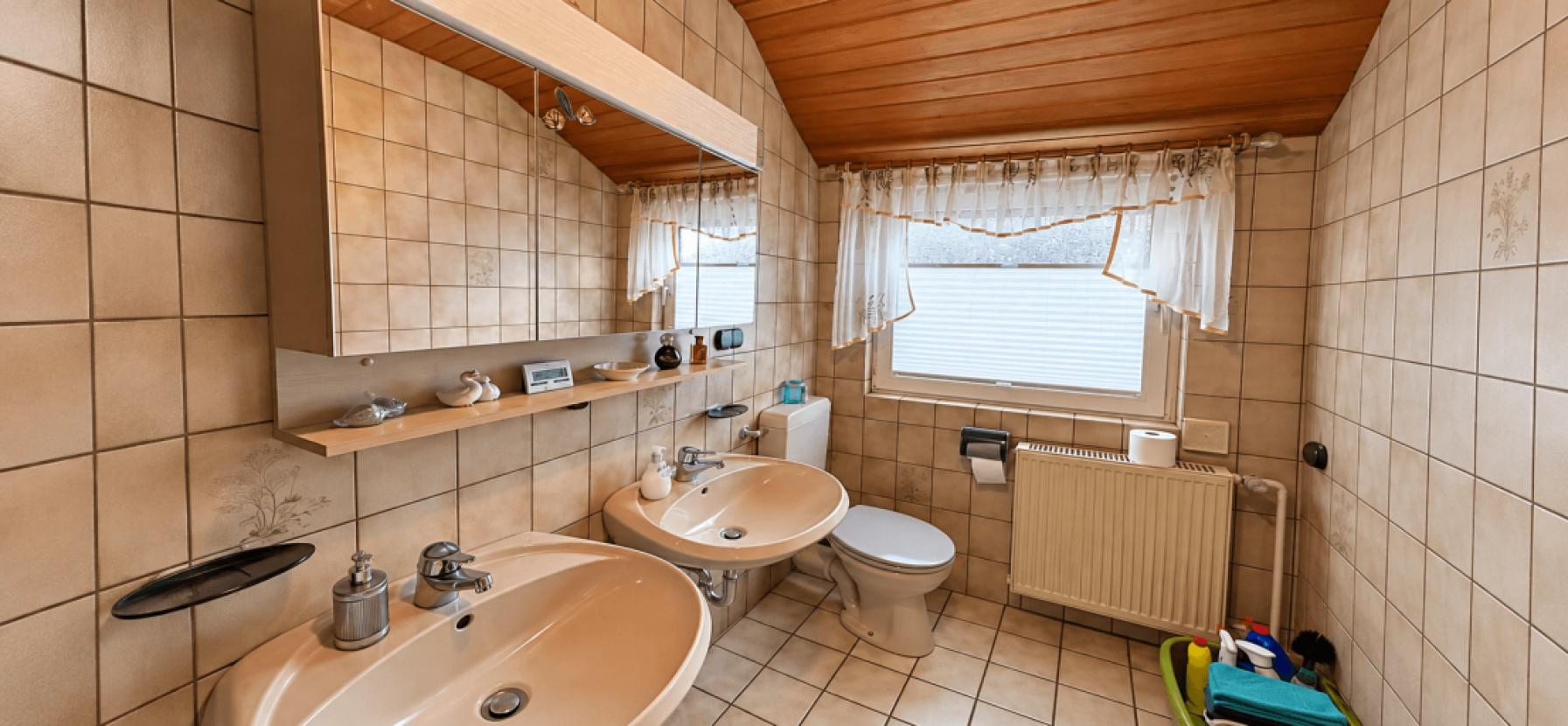 Badezimmer 1