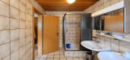 Badezimmer 1