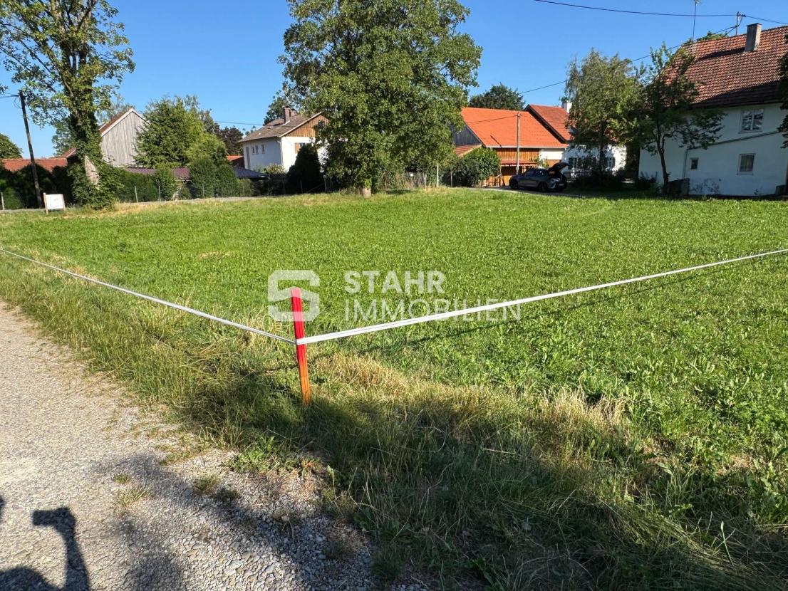 Grundstück