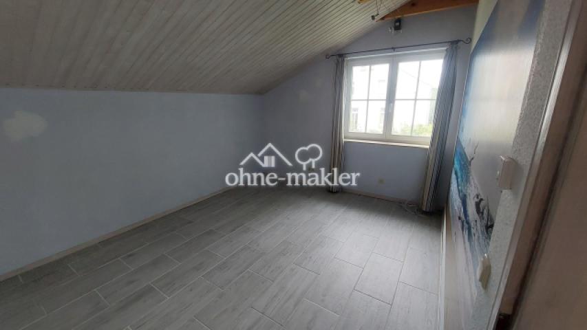 Zimmer 1 OG