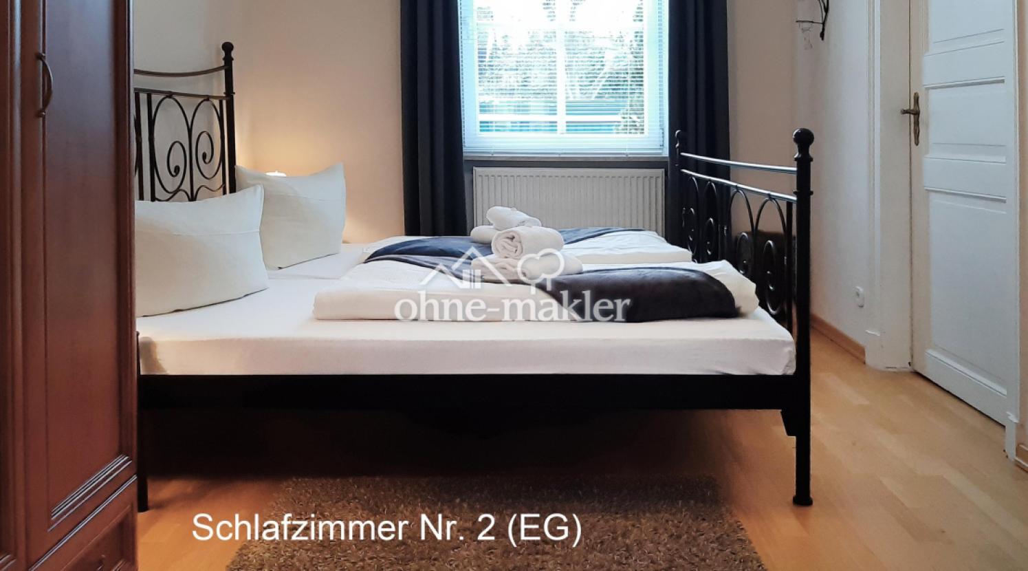 Schlafzimmer im EG