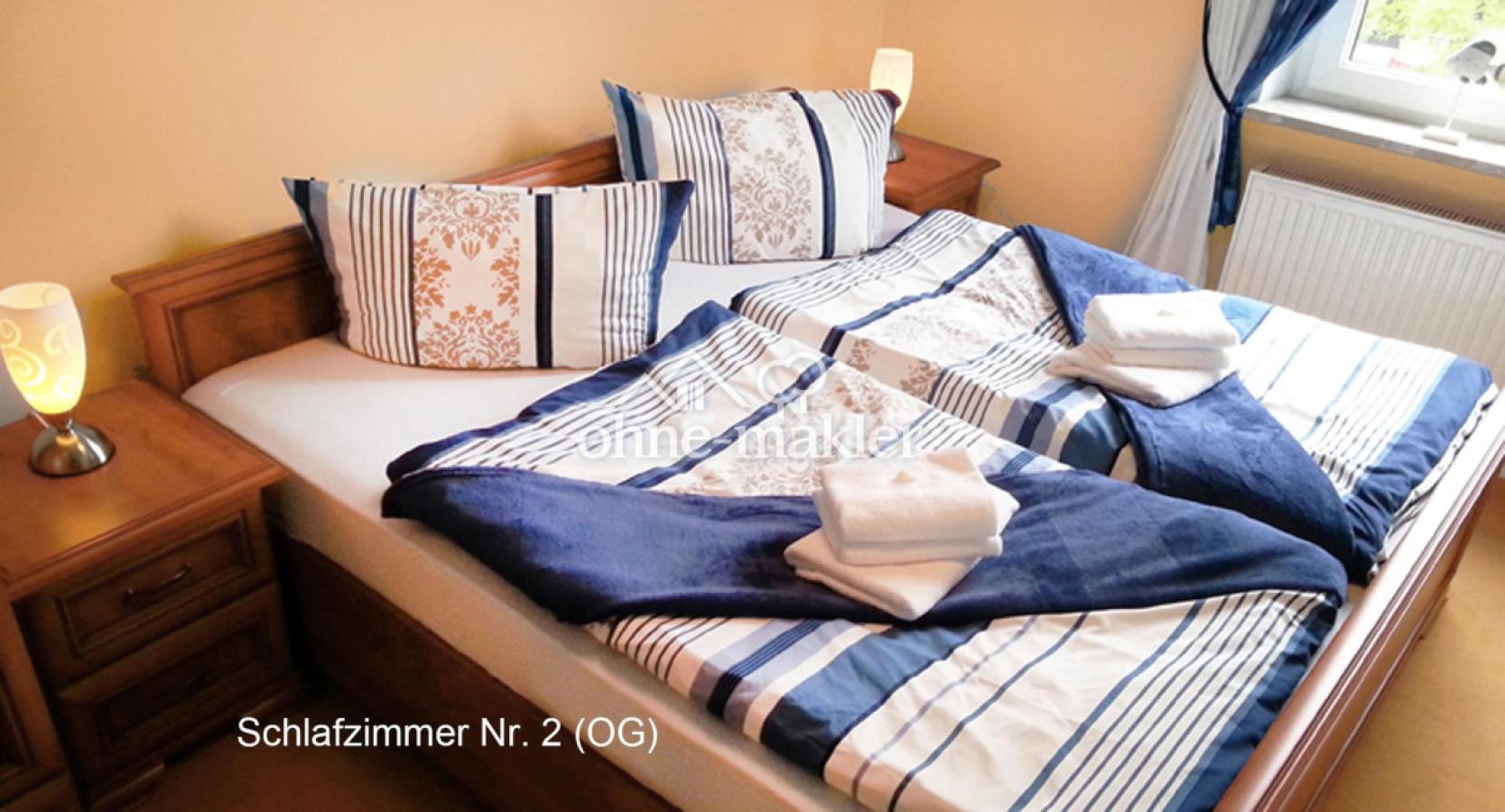 Schlafzimmer im OG