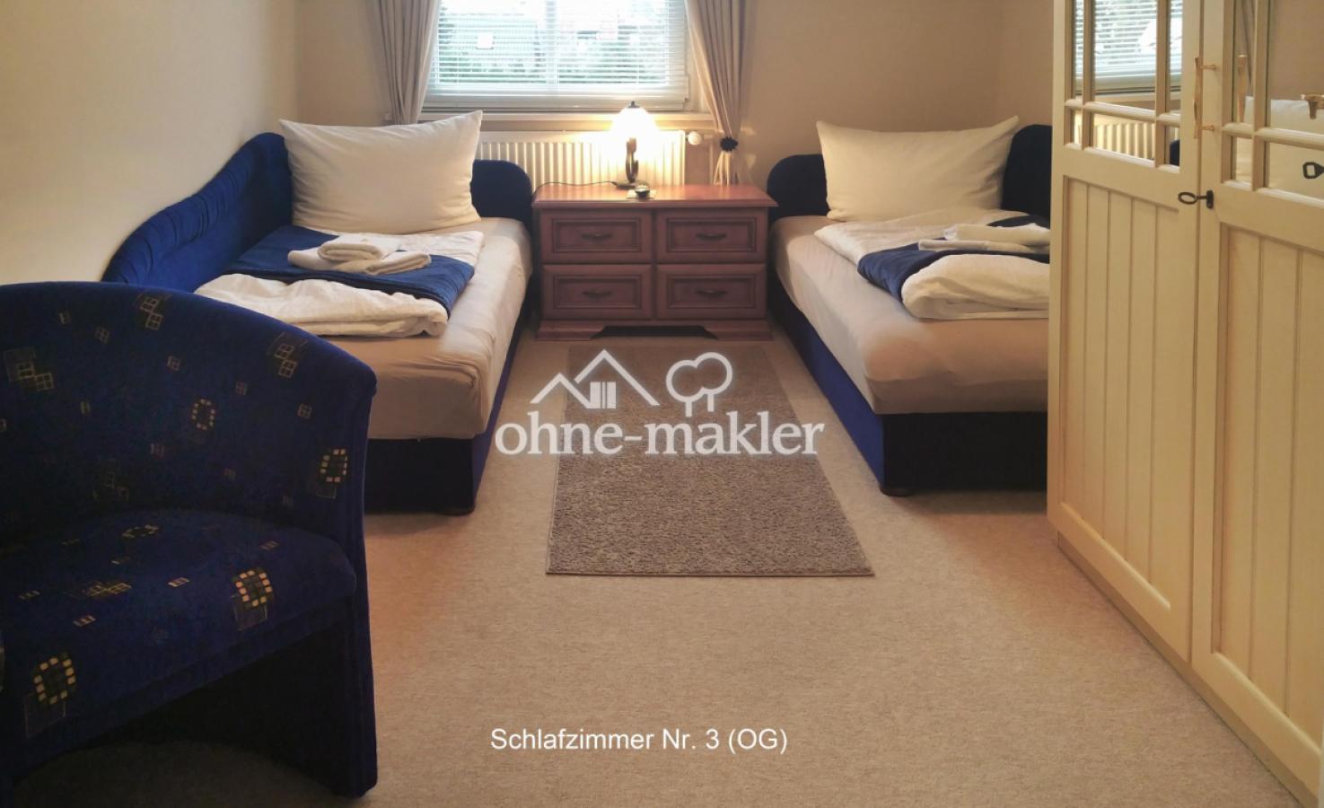 Schlafzimmer im OG