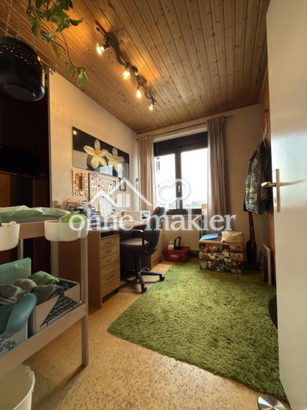 Büro/Schlafzimmer/Hobbyraum