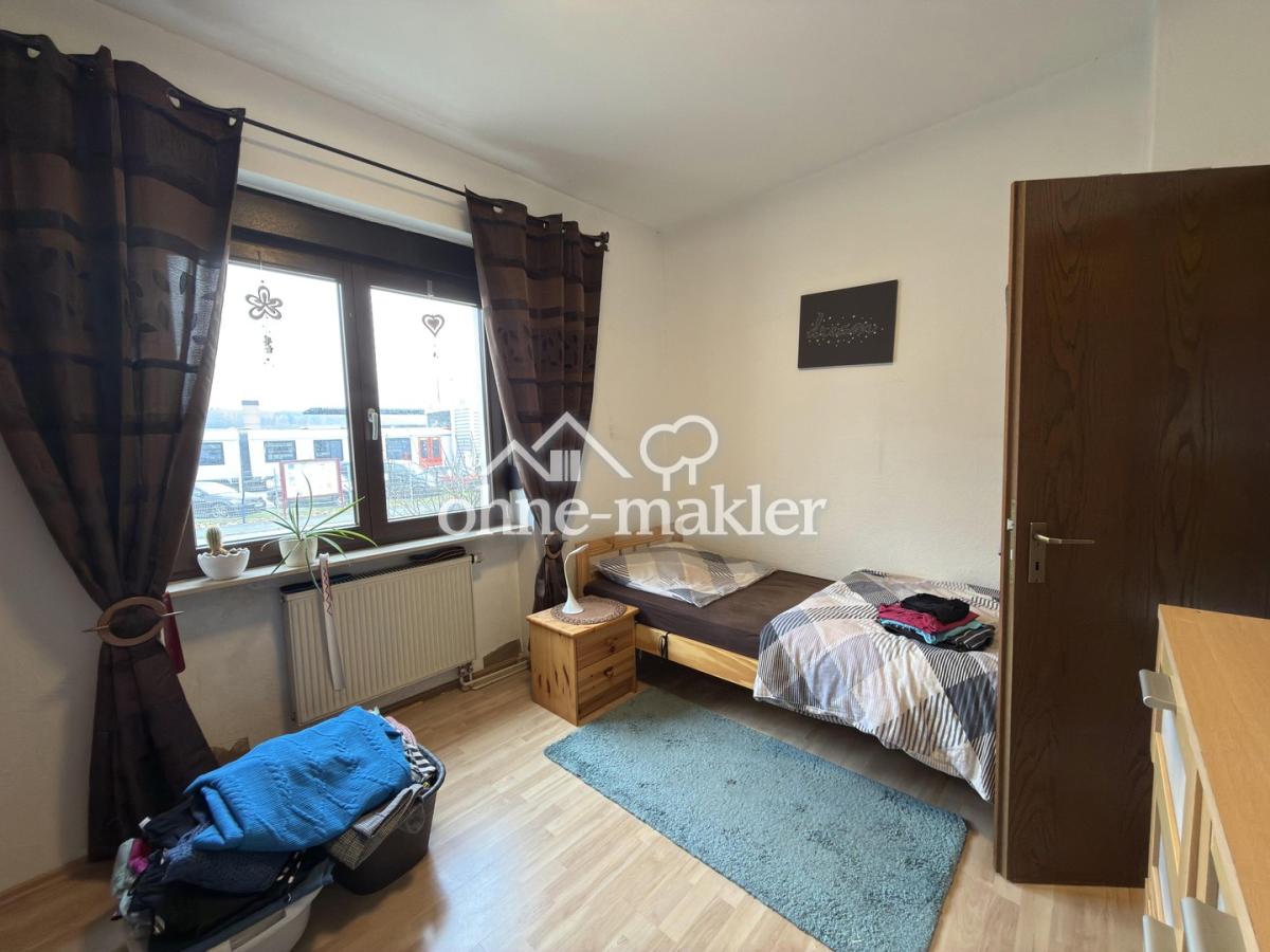 Schlafzimmer im EG