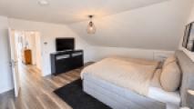 Schlafzimmer DG