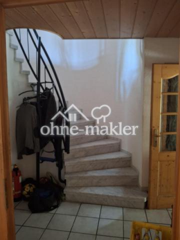 Treppe ins 2 Stockwerk