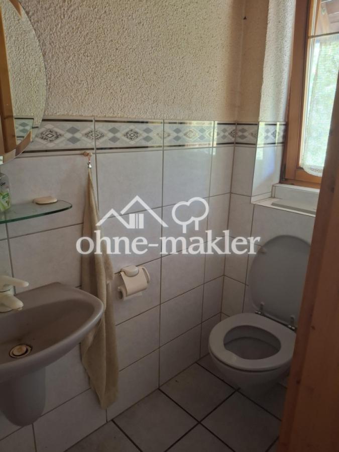 Toilette und Steh WC