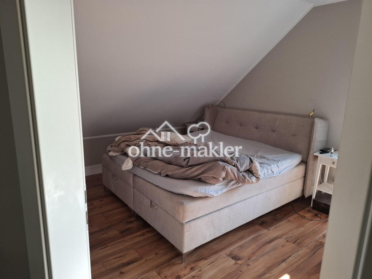 Schlafzimmer OG