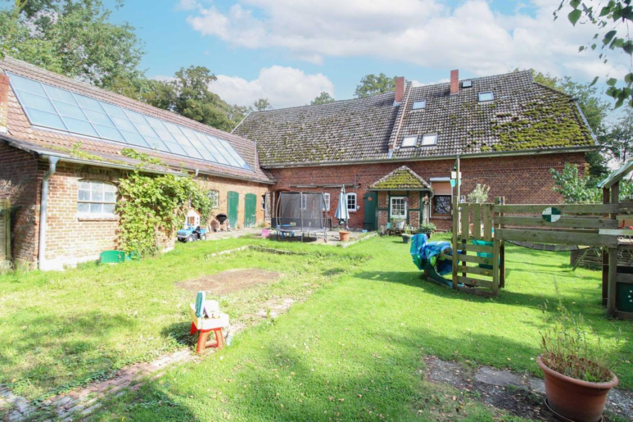 Blick aus dem Garten